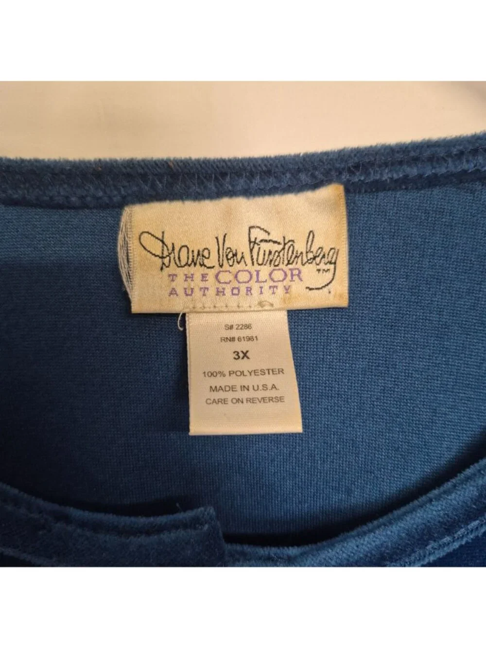 Diane Von Furstenberg Blue Velvet Button-Up Cardigan 3X Made In USA - Picture 2 of 5